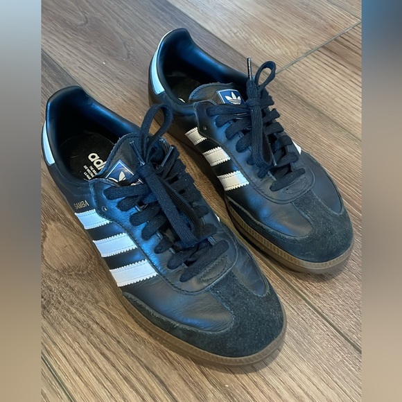 Adidas Original Sambas - Picture 1 of 4
